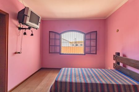 Casa à venda com 203m², 3 quartos e 3 vagas