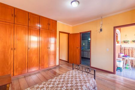 Casa à venda com 203m², 3 quartos e 3 vagas