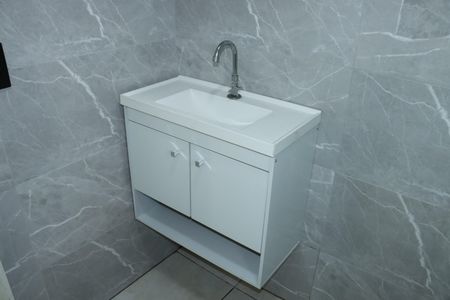 Casa para alugar com 55m², 2 quartos e 1 vagaBanheiro