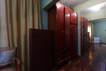 Casa à venda com 168m², 3 quartos e 2 vagasQuarto 1