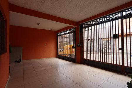 Casa à venda com 168m², 3 quartos e 2 vagasGaragem