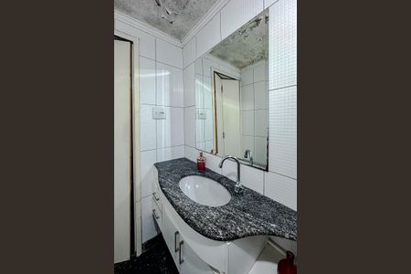 Casa para alugar com 100m², 3 quartos e 2 vagas Casa para alugar com 100m², 3 quartos e 2 vagasBanheiro Social