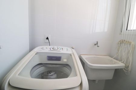 Apartamento para alugar com 62m², 2 quartos e 1 vagaÁrea de Serviço