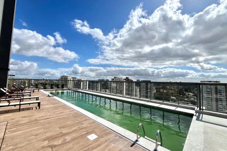 Apartamento à venda com 81m², 3 quartos e 1 vaga Apartamento à venda com 81m², 3 quartos e 1 vagaÁrea comum - Piscina