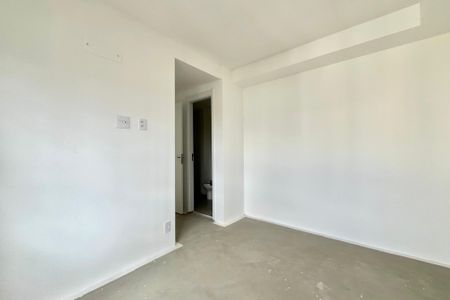 Apartamento à venda com 81m², 3 quartos e 1 vaga Apartamento à venda com 81m², 3 quartos e 1 vagaSuite