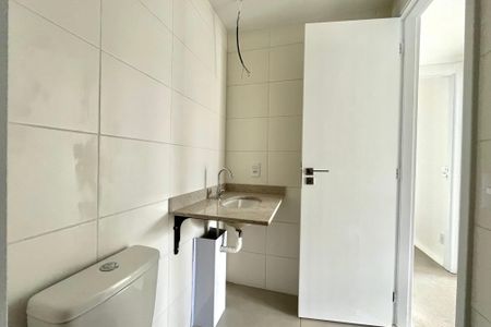 Apartamento à venda com 81m², 3 quartos e 1 vaga Apartamento à venda com 81m², 3 quartos e 1 vagaBanheiro Corredor