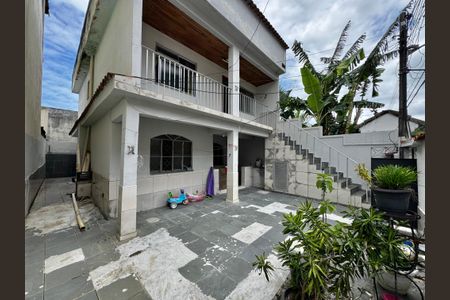 Apartamento à venda com 128m², 4 quartos e sem vagaÁrea externa