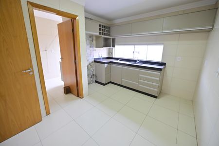 Apartamento para alugar com 200m², 4 quartos e 1 vagaCozinha