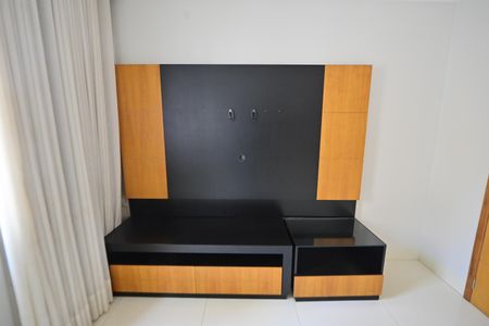 Apartamento para alugar com 200m², 4 quartos e 1 vagaSala 2