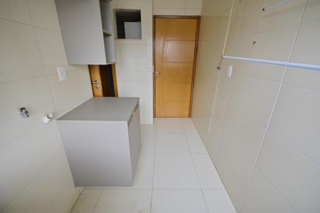 Apartamento para alugar com 200m², 4 quartos e 1 vagaÁrea de Serviço