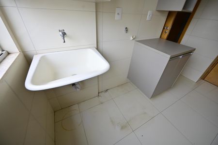 Apartamento para alugar com 200m², 4 quartos e 1 vagaÁrea de Serviço