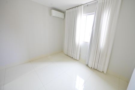 Apartamento para alugar com 200m², 4 quartos e 1 vagaQuarto 2