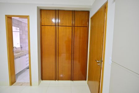 Apartamento para alugar com 200m², 4 quartos e 1 vagaSuíte 2