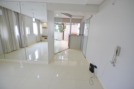 Apartamento para alugar com 200m², 4 quartos e 1 vagaSala