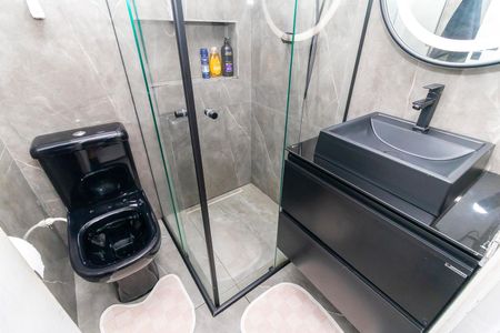 Casa à venda com 115m², 3 quartos e 2 vagasBanheiro Social