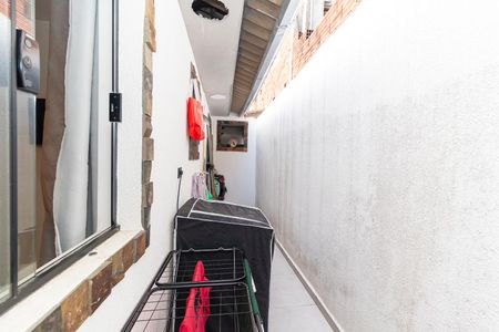 Casa à venda com 115m², 3 quartos e 2 vagasÁrea de Serviço