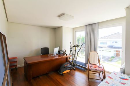 Casa de condomínio à venda com 317m², 4 quartos e 4 vagasSuíte 2