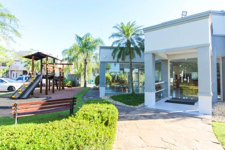 Casa de condomínio à venda com 317m², 4 quartos e 4 vagasÁrea comum - Salão de festas