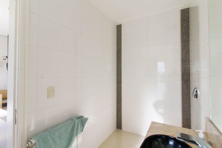 Casa de condomínio à venda com 317m², 4 quartos e 4 vagasBanheiro da Suíte 3