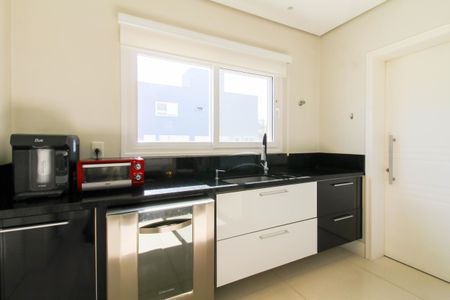 Casa de condomínio à venda com 317m², 4 quartos e 4 vagasCozinha