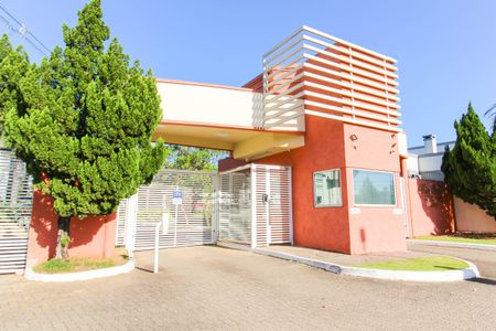 Casa de condomínio à venda com 317m², 4 quartos e 4 vagasFachada e portaria