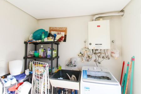 Casa de condomínio à venda com 317m², 4 quartos e 4 vagasÁrea de Serviço