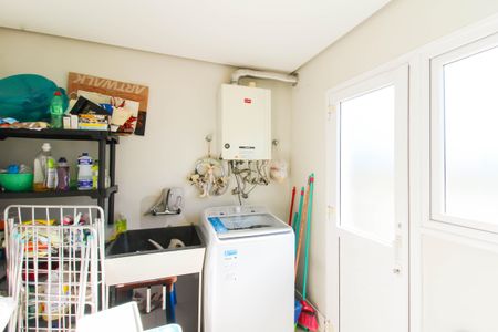 Casa de condomínio à venda com 317m², 4 quartos e 4 vagasÁrea de Serviço