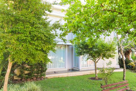 Casa de condomínio à venda com 317m², 4 quartos e 4 vagasÁrea externa