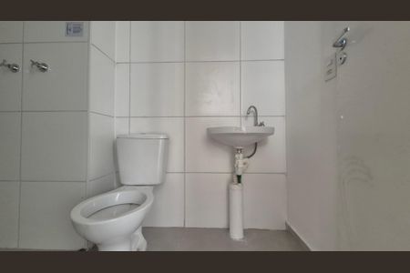 Apartamento à venda com 37m², 2 quartos e sem vaga Apartamento à venda com 37m², 2 quartos e sem vagaBanheiro