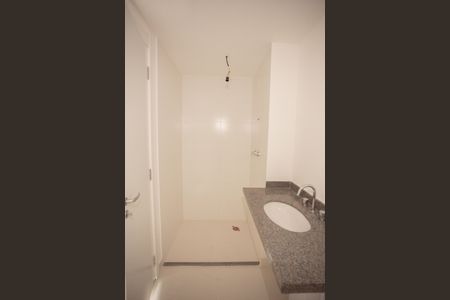 Apartamento à venda com 75m², 2 quartos e 1 vagaBANHEIRO