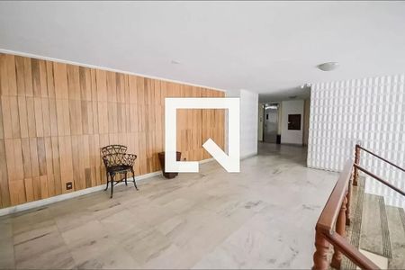 Apartamento à venda com 79m², 2 quartos e sem vagaHall
