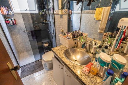 Casa à venda com 210m², 4 quartos e 2 vagas Suite