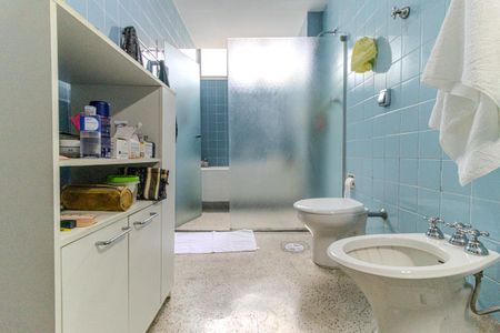 Apartamento à venda com 198m², 3 quartos e 2 vagasBanheiro 2