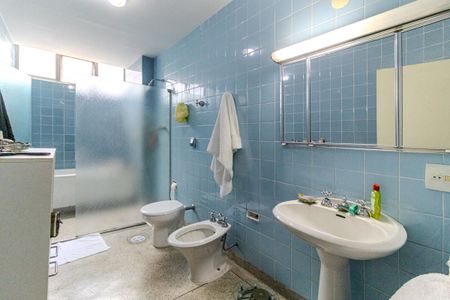 Apartamento à venda com 198m², 3 quartos e 2 vagasBanheiro 2