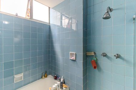 Apartamento à venda com 198m², 3 quartos e 2 vagasBanheiro 2