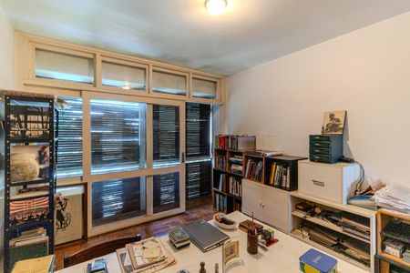 Apartamento à venda com 198m², 3 quartos e 2 vagasQuarto 1