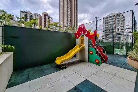 Apartamento à venda com 155m², 3 quartos e 2 vagasÁrea comum - Playground