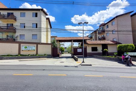 Apartamento para alugar com 52m², 2 quartos e 1 vaga Apartamento para alugar com 52m², 2 quartos e 1 vagaFachada