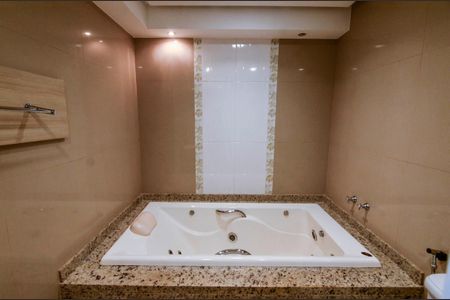 Apartamento à venda com 158m², 3 quartos e 1 vagaBanheiro da suíte