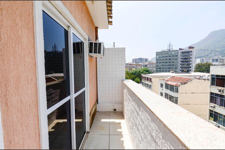 Apartamento à venda com 158m², 3 quartos e 1 vagaTerraço