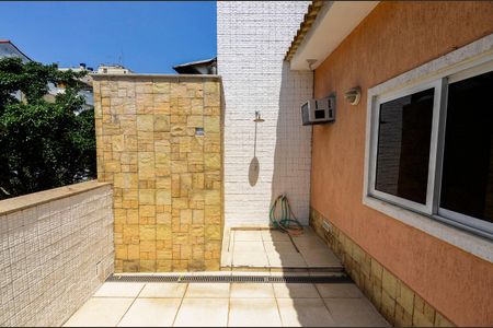 Apartamento à venda com 158m², 3 quartos e 1 vagaTerraço