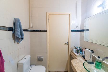 Casa à venda com 103m², 2 quartos e 1 vaga Casa à venda com 103m², 2 quartos e 1 vagaBanheiro