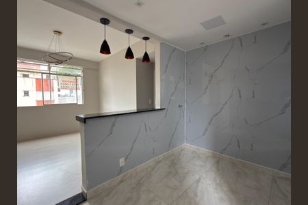 Apartamento à venda com 2 quartos, 61m² em Santo Antônio, Belo Horizonte