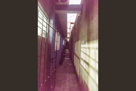 Despensa de casa para alugar com 1 quarto, 50m² em Parque Jandaia, Carapicuíba