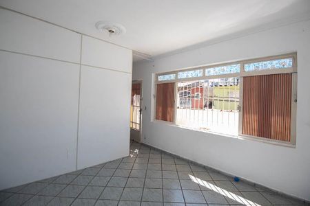 Casa para alugar com 105m², 2 quartos e sem vaga Casa para alugar com 105m², 2 quartos e sem vagaQuarto 1