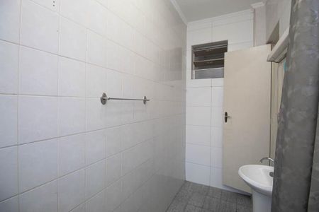 Casa para alugar com 105m², 2 quartos e sem vaga Casa para alugar com 105m², 2 quartos e sem vagaBanheiro