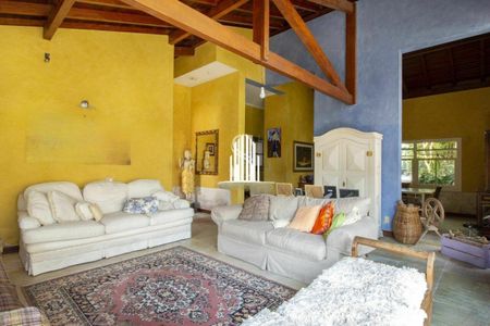 Casa à venda com 4 quartos, 400m² em Morumbi, São Paulo