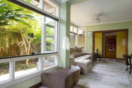 Casa à venda com 4 quartos, 400m² em Morumbi, São Paulo