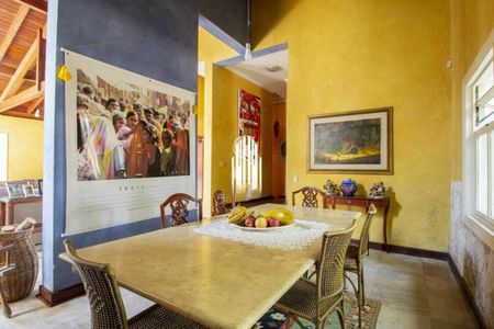 Casa à venda com 4 quartos, 400m² em Morumbi, São Paulo