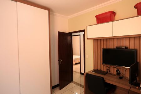Apartamento à venda com 93m², 3 quartos e 1 vaga Apartamento à venda com 93m², 3 quartos e 1 vagaEscritório
